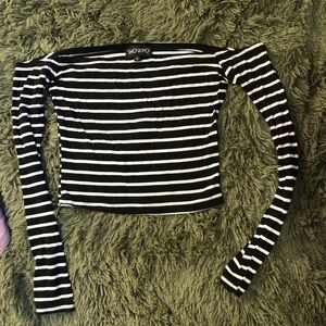 Women’s long sleeve scoop neck BUNDLE